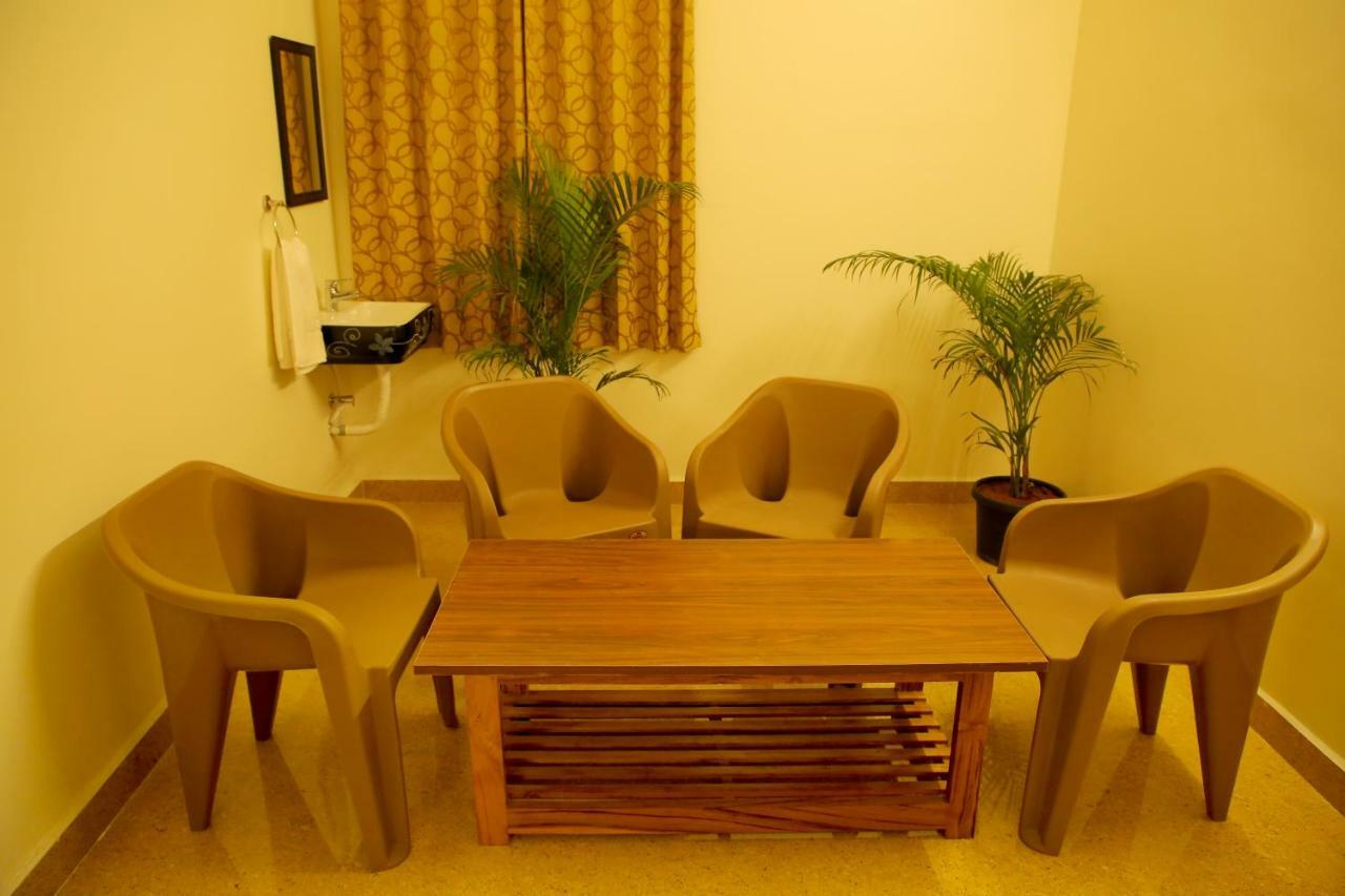 Bhavana Homestay Tirupati Eksteriør billede